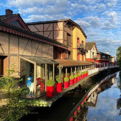 Image de couverture : Location de vacances à Vonnas, avec le restaurant de George Blanc