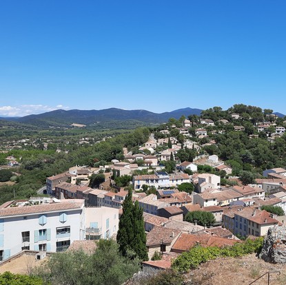 Image de couverture : Locations de vacances Var