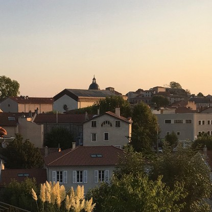 Image de couverture : Location de vacances à Montbrison