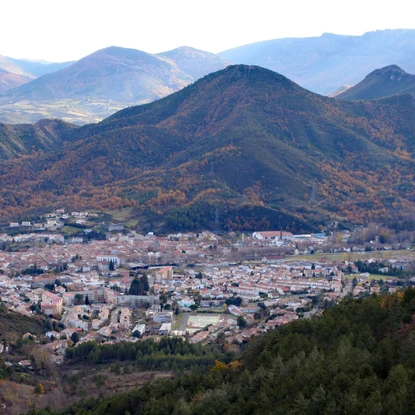 Image de couverture : Découvrez Quillan dans l'Aude : Séjournez avec Clévacances