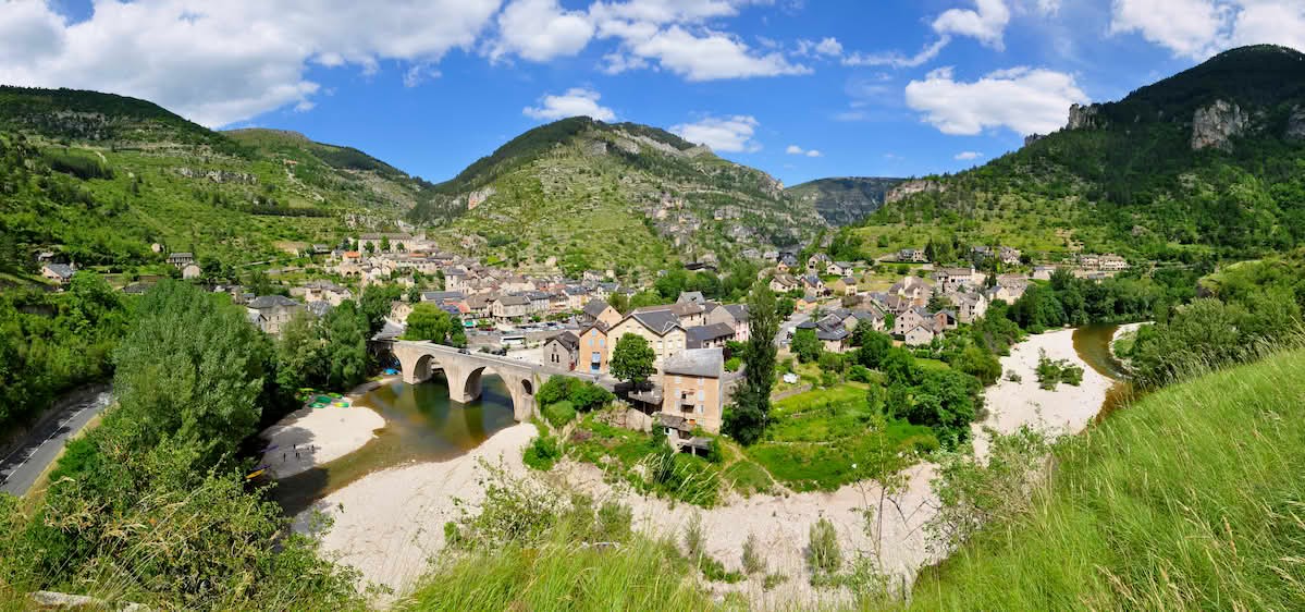 Image de couverture : Locations de vacances Lozère