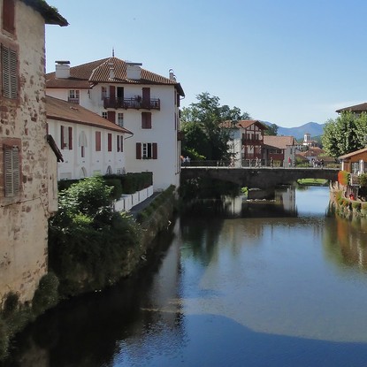 Image de couverture : Location de vacances à Saint-Jean-Pied-de-Port