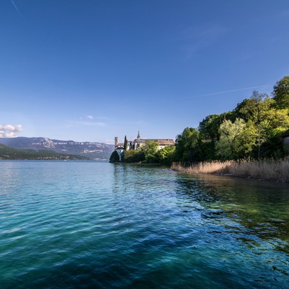 Cover image: Location de vacances Aix-les-Bains: station thermale et lac du Bourget en Savoie
