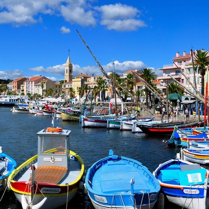 Image de couverture : Locations de vacances à Sanary-sur-Mer