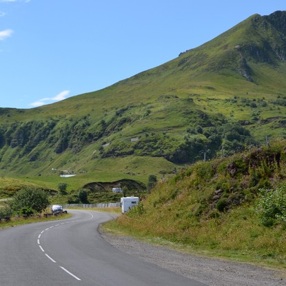 Cover image: Puy Mary : Séjour au Cœur des Volcans d’Auvergne