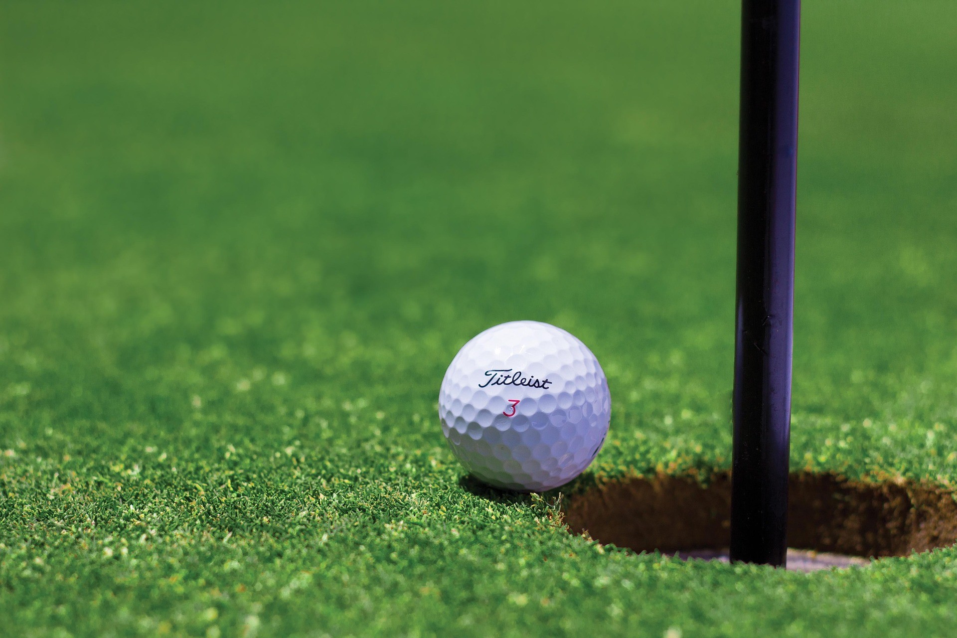 Image de couverture : Le Golf en Hautes Alpes