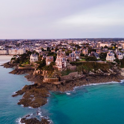 Dinard, depuis la Pointe du Moulinet - Crédits photo : Studio Jezequel