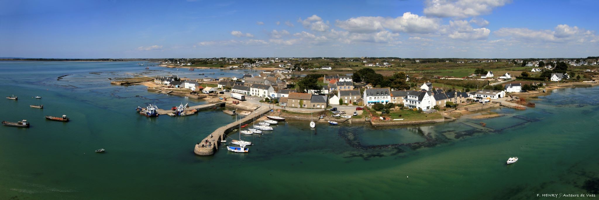 Cover image: Holiday rentals Morbihan