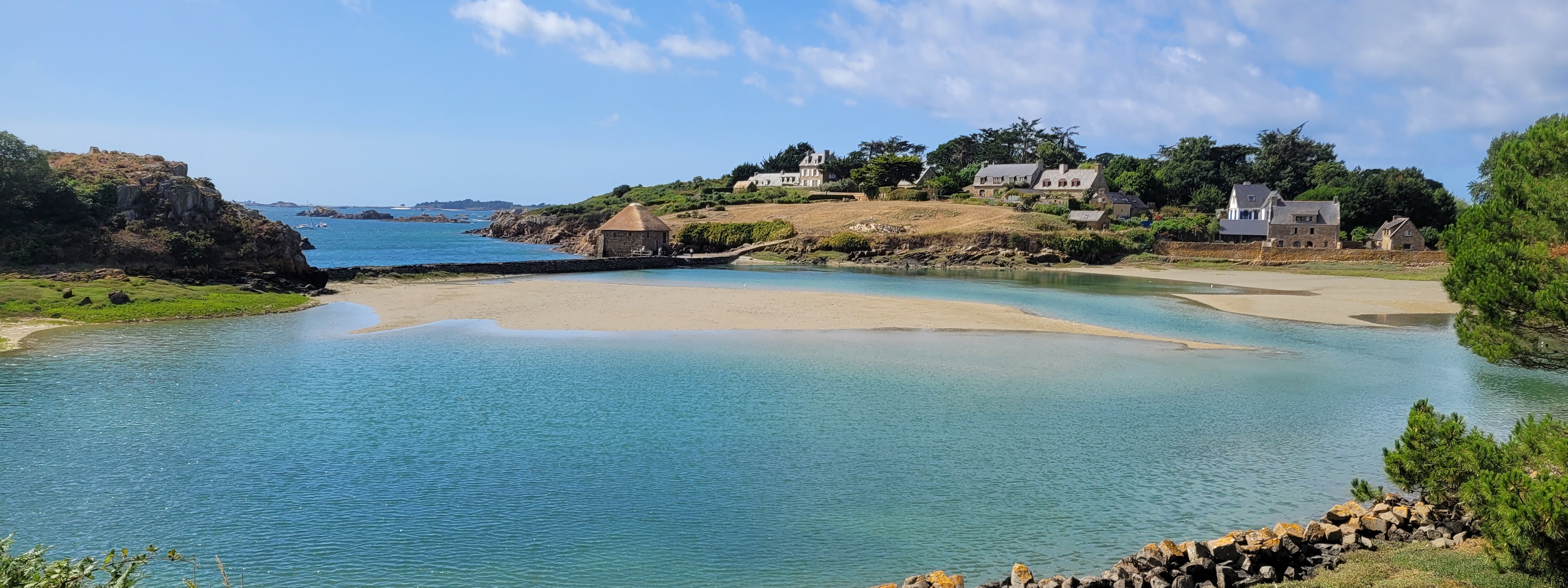 Image de couverture : Gîtes à Île-de-Bréhat