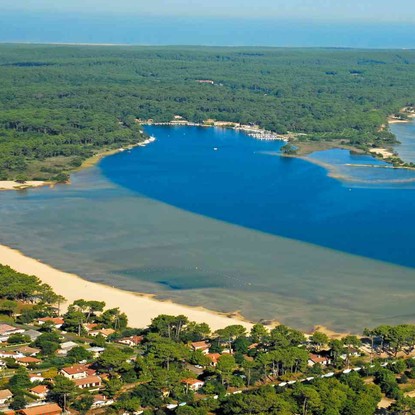 Image de couverture : Location de vacances au lac de Biscarrosse