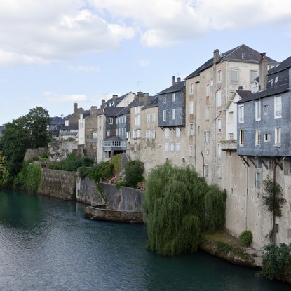 Image de couverture : Chambre d'hôtes à Oloron-Sainte-Marie
