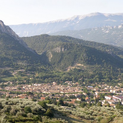 Cover image: Location de vacances à Buis-les-Baronnies