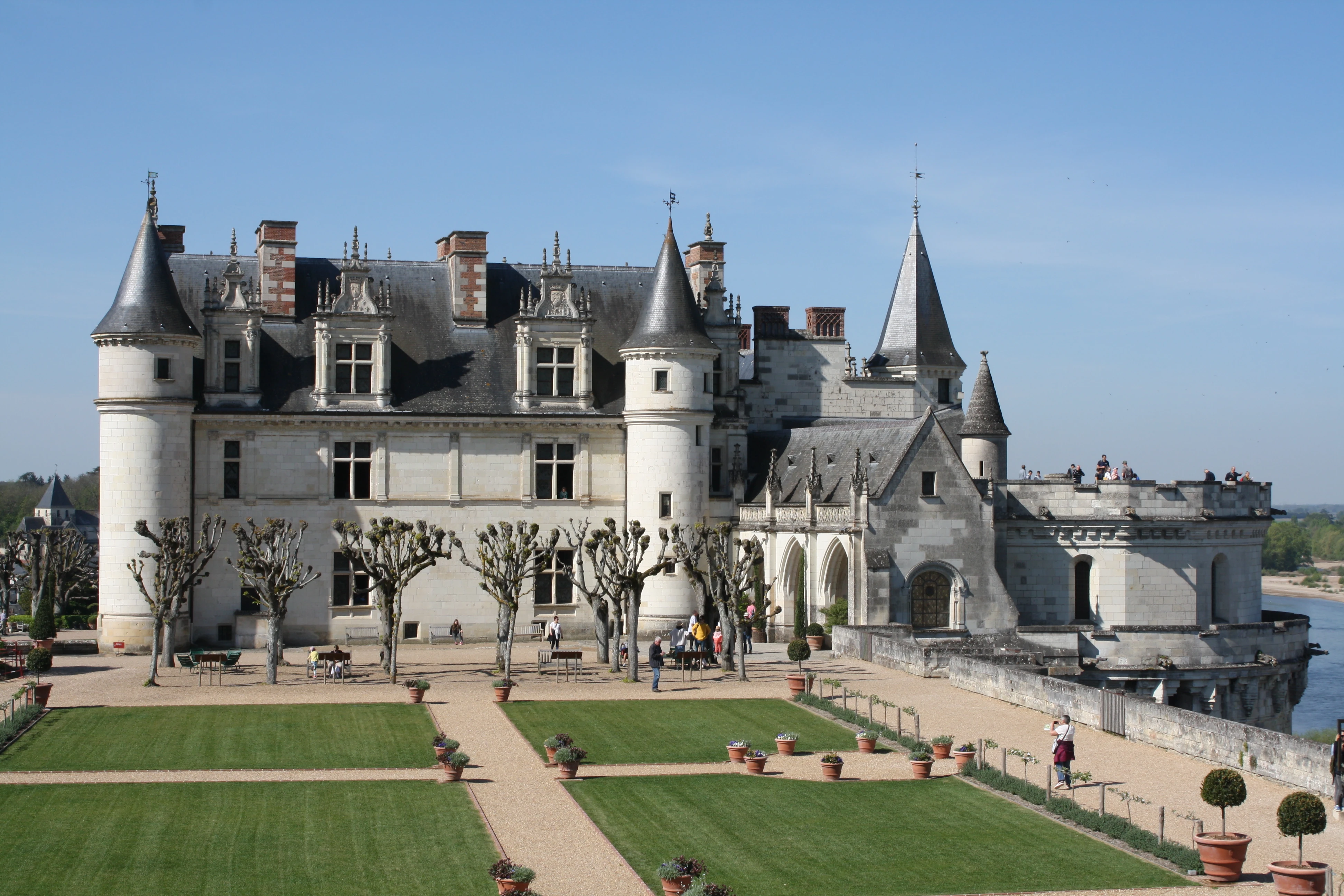 Cover image: Holiday rentals in Amboise