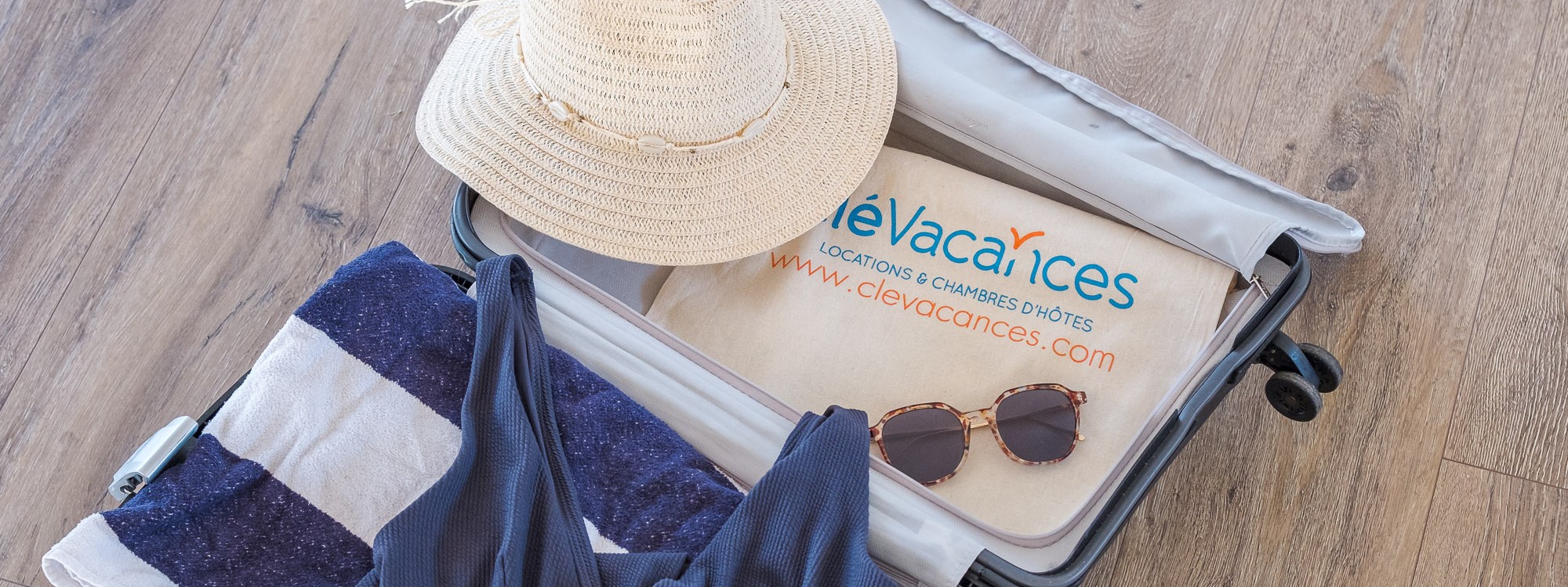 Cover image: Last-minute holidays in Corsica