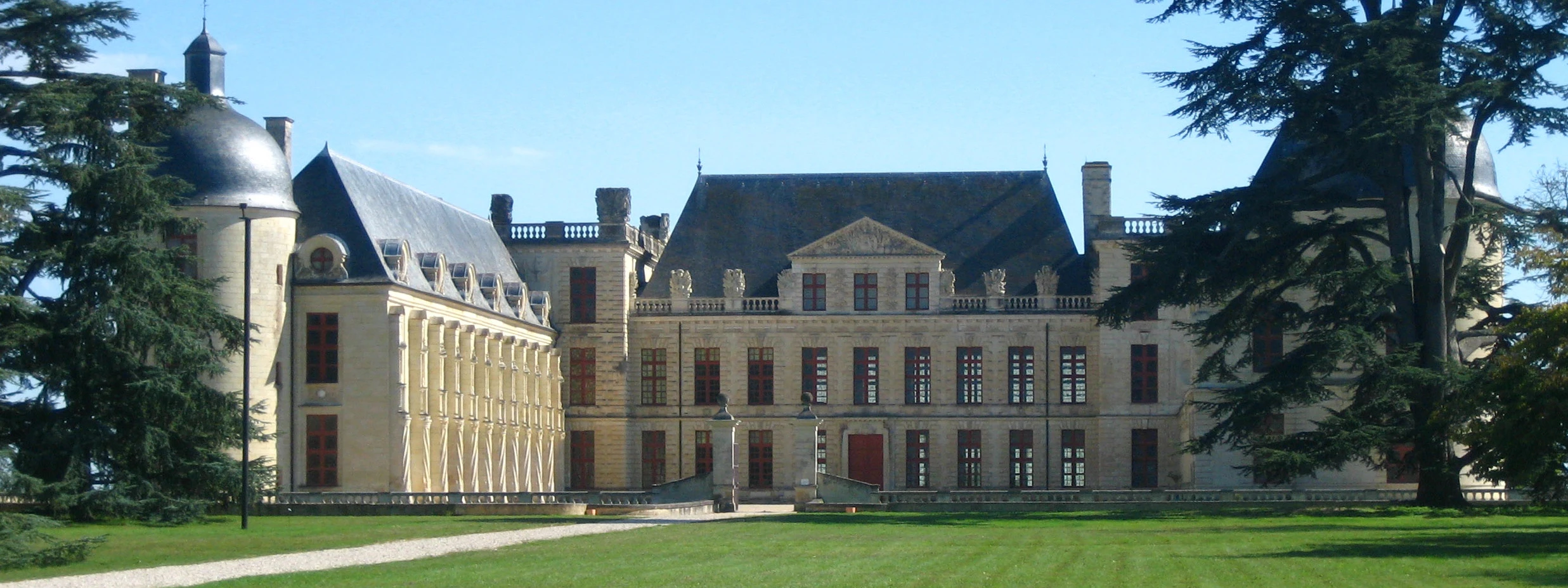 View of the front of Oiron Castle