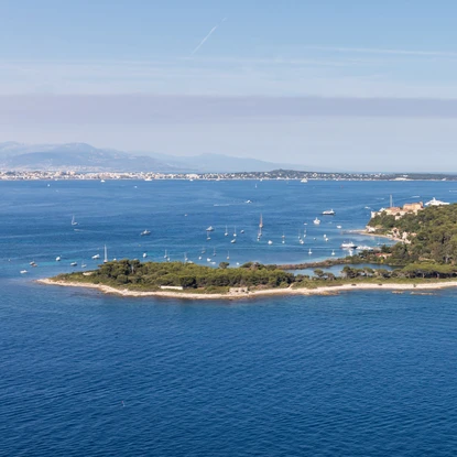 Image de couverture : Les Îles de Lérins