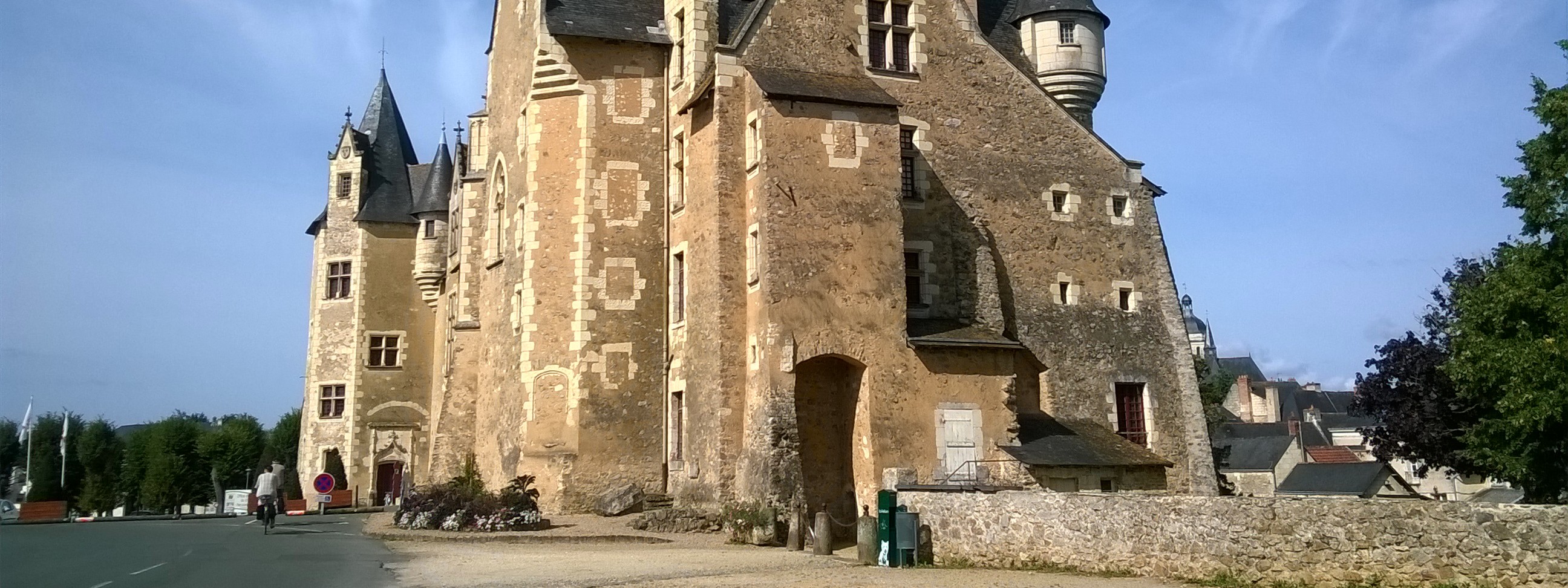 Image de couverture : Locations de vacances à Baugé-en-Anjou