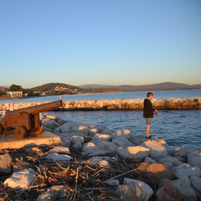 Image de couverture : Locations de vacances à La Londe-les-Maures