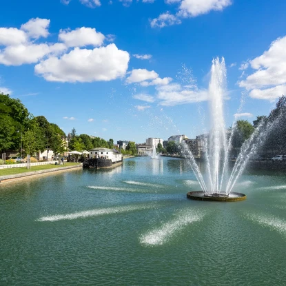 Image de couverture : Chambre d'hôtes à La Villeneuve-au-Chêne