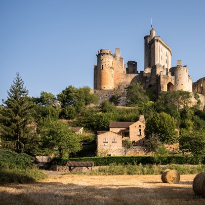 Image de couverture : Le château de Bonaguil