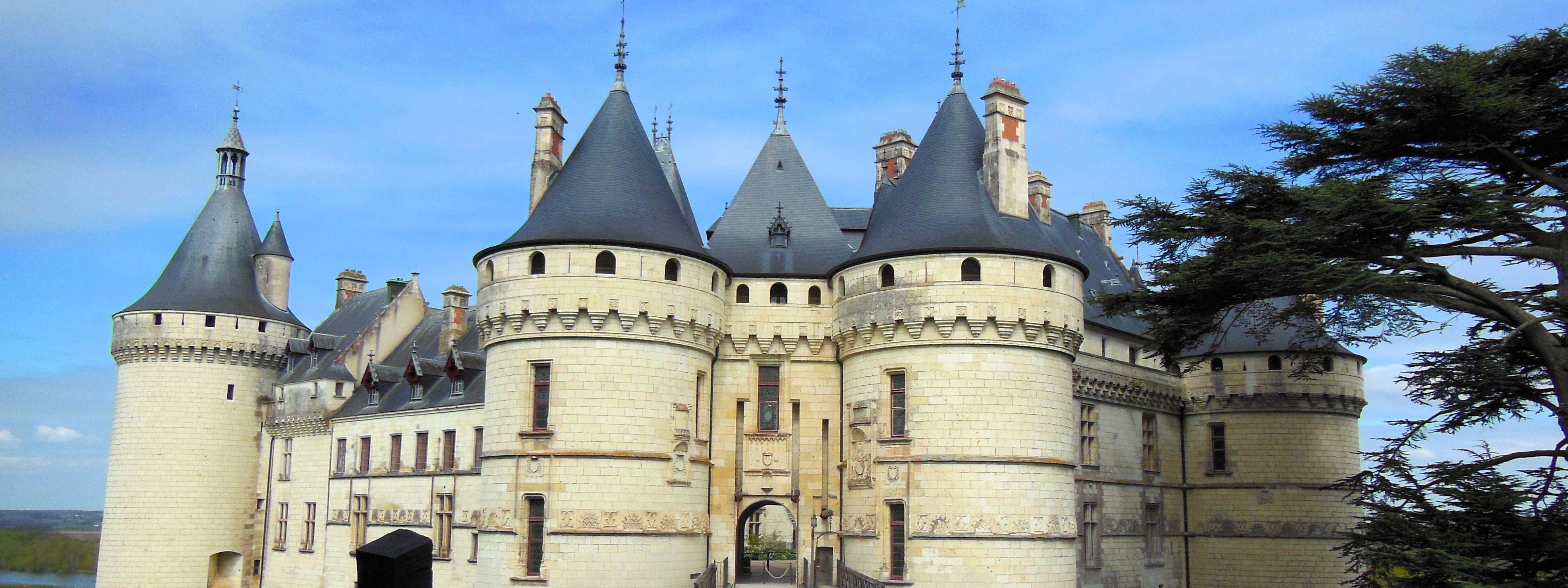 Cover image: Locations de vacances à proximité de Chaumont-sur-Loire