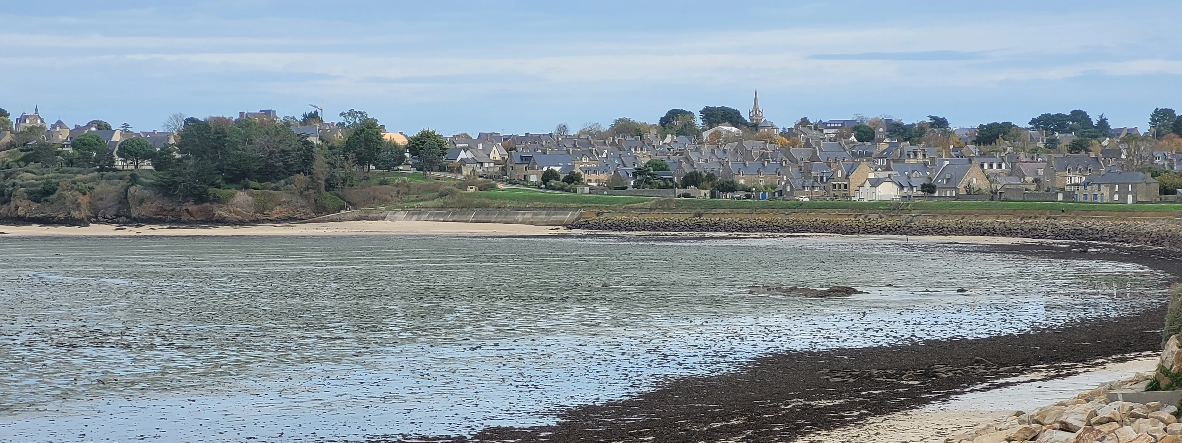 Cover image: Cottages in Saint-Jacut-de-la-Mer