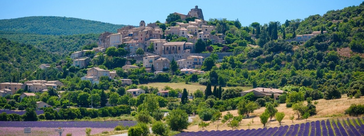 Image de couverture : Locations de vacances Vaucluse