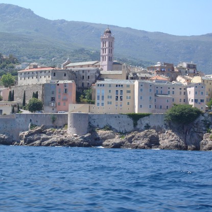 Cover image: Chambre d'hôtes à Bastia