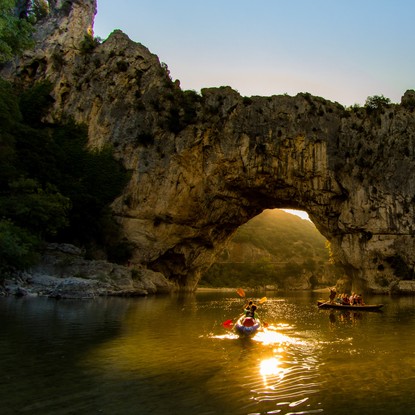 Image de couverture : Gorges de l'Ardèche
