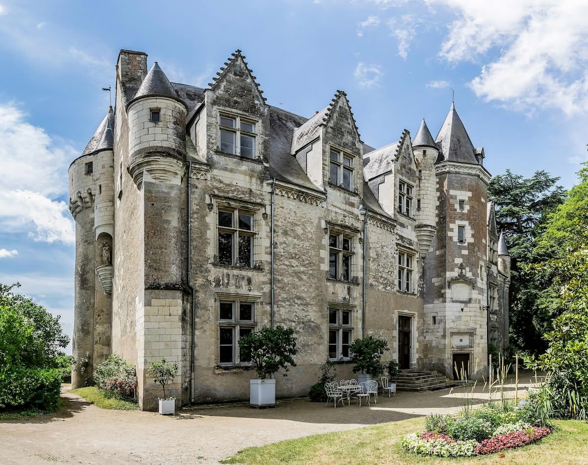 Cover image: Holiday rentals in Montrésor