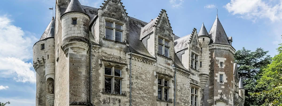 Cover image: Holiday rentals in Montrésor