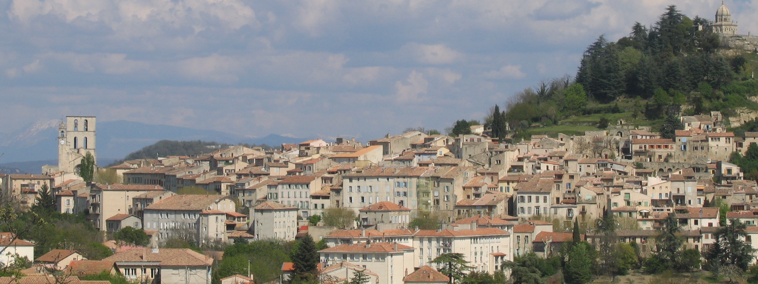 Image de couverture : Gîtes à Forcalquier