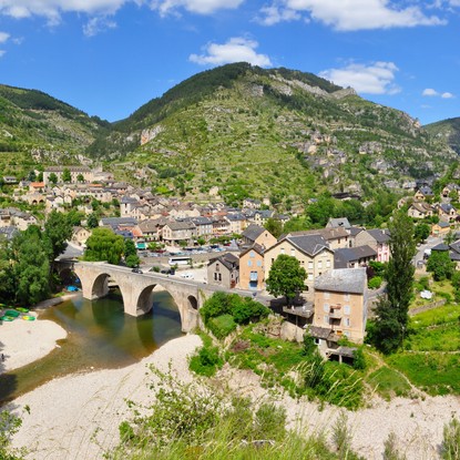 Image de couverture : Chambre d'hôtes dans les Gorges du Tarn