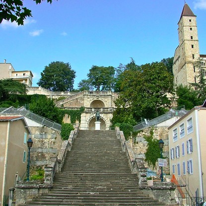 Cover image: Location de vacances Auch, Pays d'Art et d'Histoire