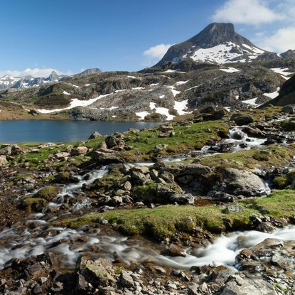 Image de couverture : Locations de vacances dans les Pyrénées, station de ski