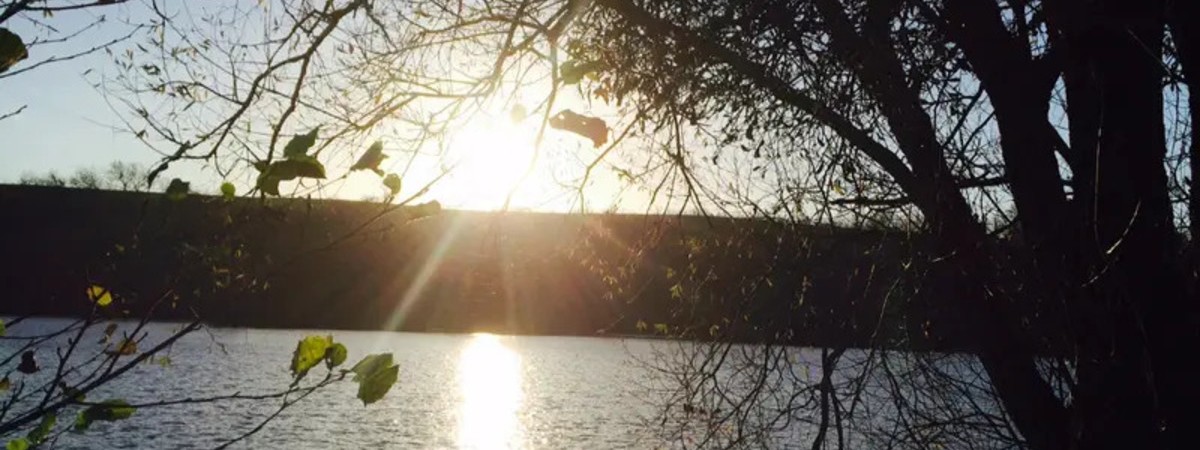 Vue sur lac de sauville 08