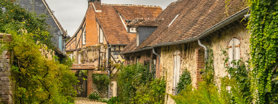 Cover image: Holiday rentals in Gerberoy