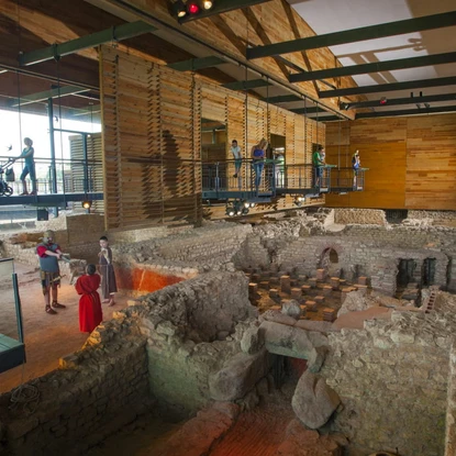 Cover image: Explorez les Sites Passionnément Moselle : Culture, Nature et Terroir à Voir