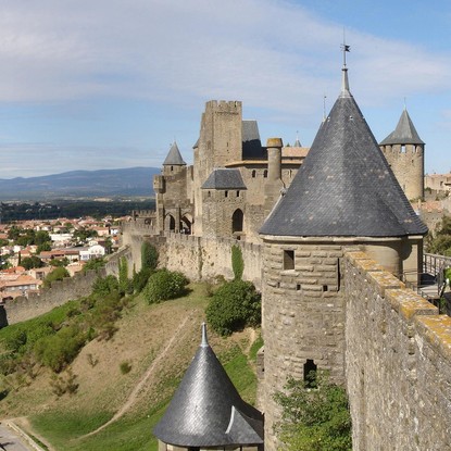 Image de couverture : Location de vacances : Séjour Inoubliable à la Cité de Carcassonne