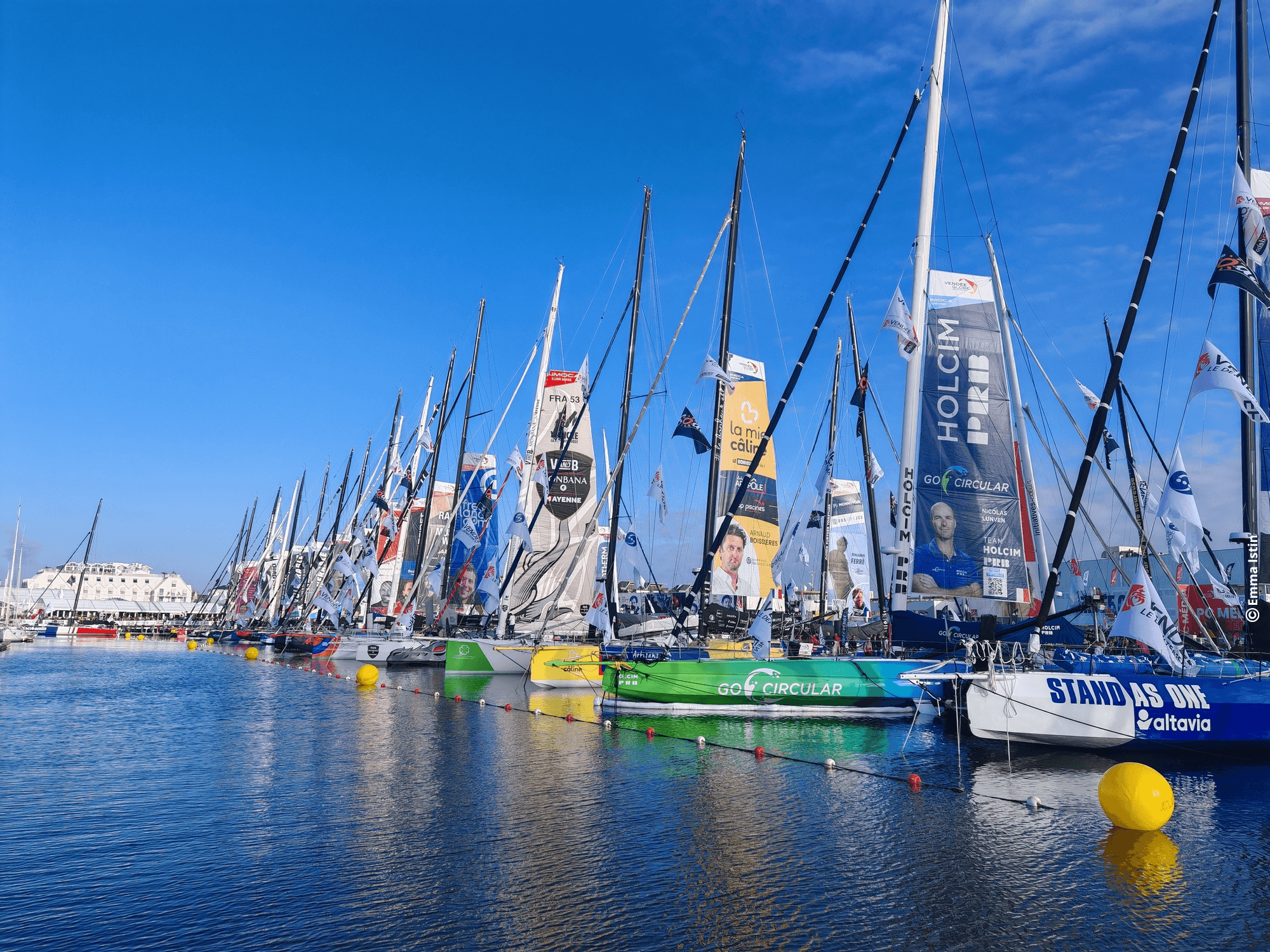 Image de couverture : Le Vendée Globe : une Course Mythique en Solitaire à la Voile autour du Monde