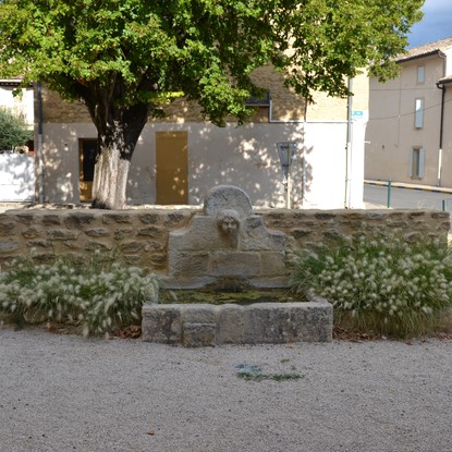 Cover image: Chambre d'hôtes à Sérignan-du-Comtat