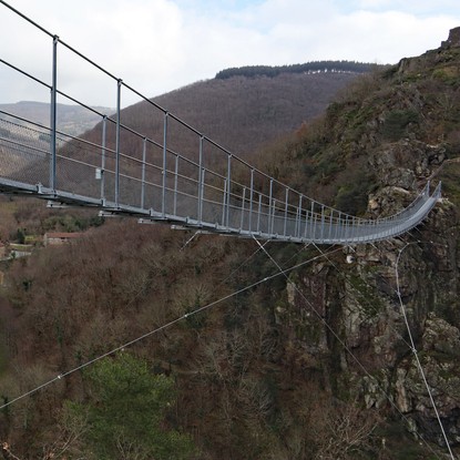 Cover image: Explorez la Passerelle de Mazamet : Séjournez dans nos hébergements Clévacances