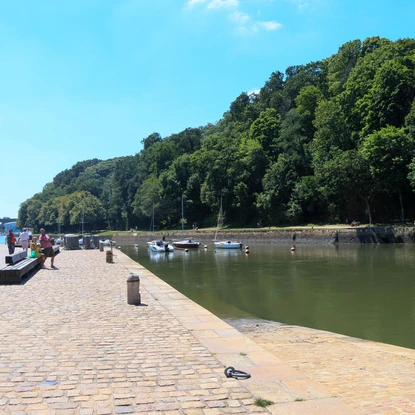 Image de couverture : Saint-Goustan, Un Port Historique en Bretagne
