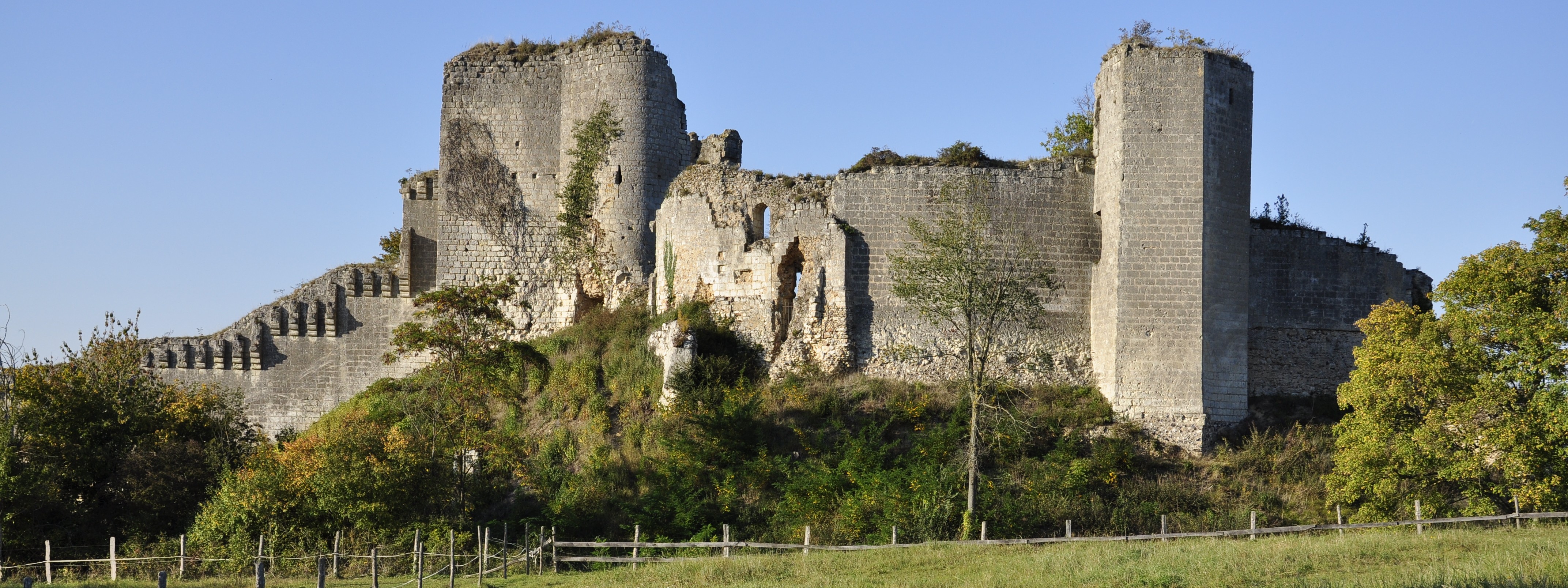 Cover image: Locations de vacances à proximité de Montoire-sur-le-Loir