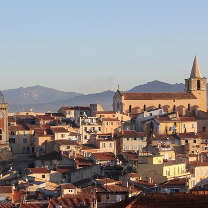 Cover image: Location de vacances à Aubagne