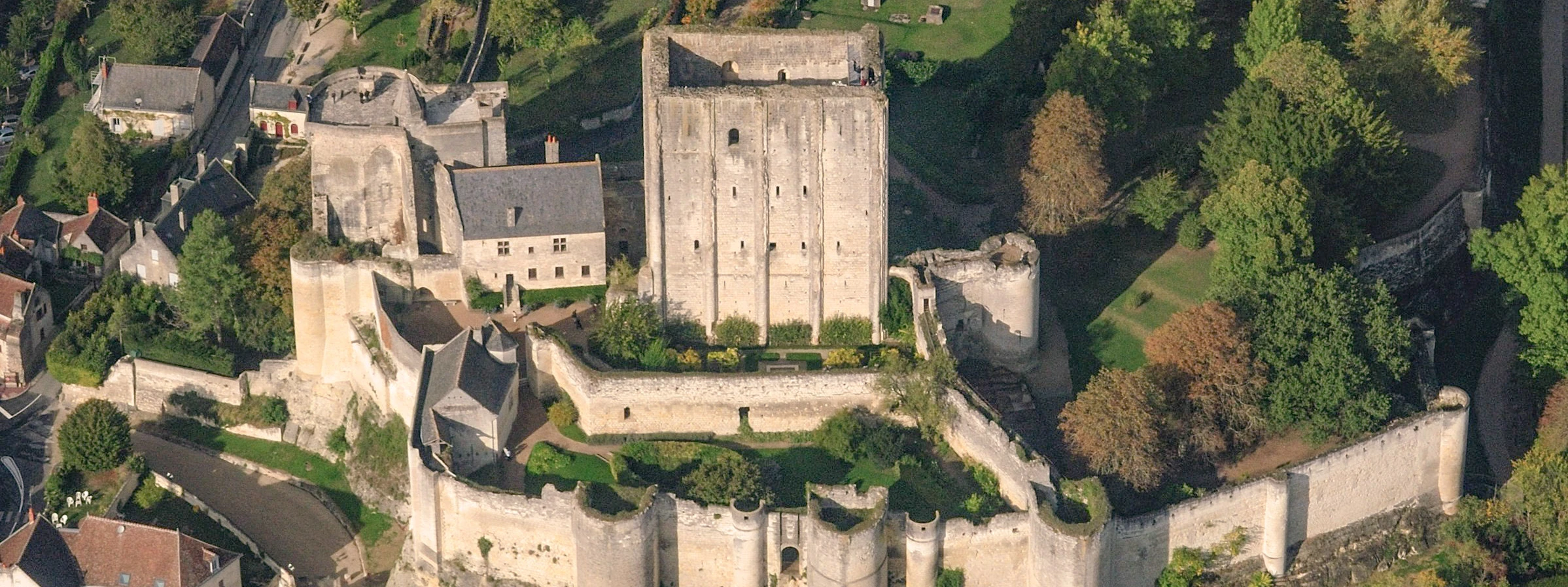 Cover image: Holiday rentals near Loches