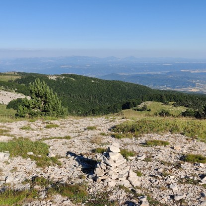 Image de couverture : Le Pays de Forcalquier