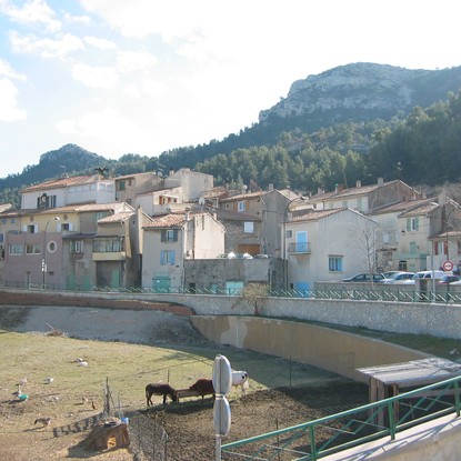 Cover image: Chambres d'hôtes à Saint-Savournin