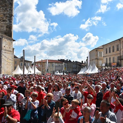 Cover image: Festival de Bandas à Condom : Ambiance Festive au Cœur du Gers