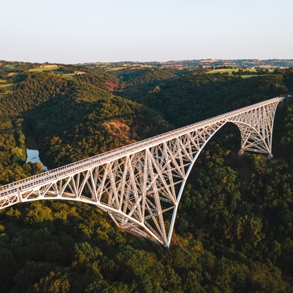 Cover image: Séjournez près des Gorges du Viaur : Découvrez nos Hébergements dans le Tarn